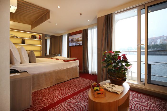 Accommodation on A-ROSA ALVA